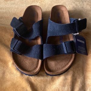 NWT Arizona BS color Night sandals